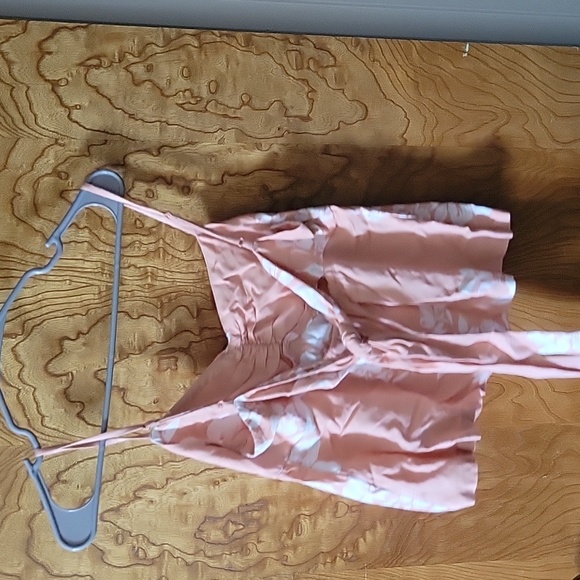 Volcom Summer crop top and skirt set - Picture 2 of 5